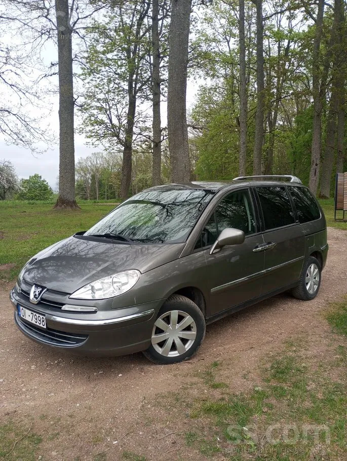 Peugeot 807