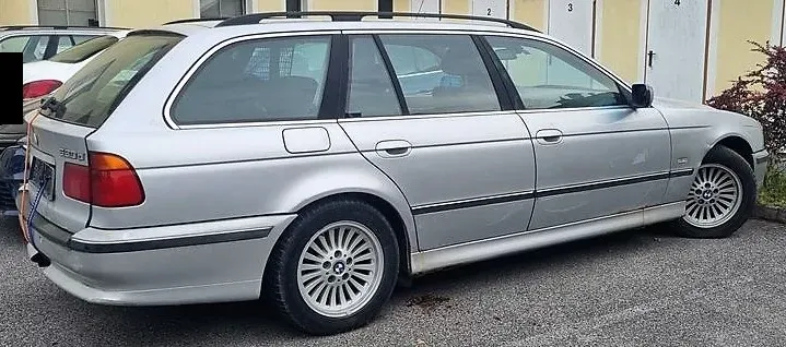 BMW 5 Series 1999 photo 3