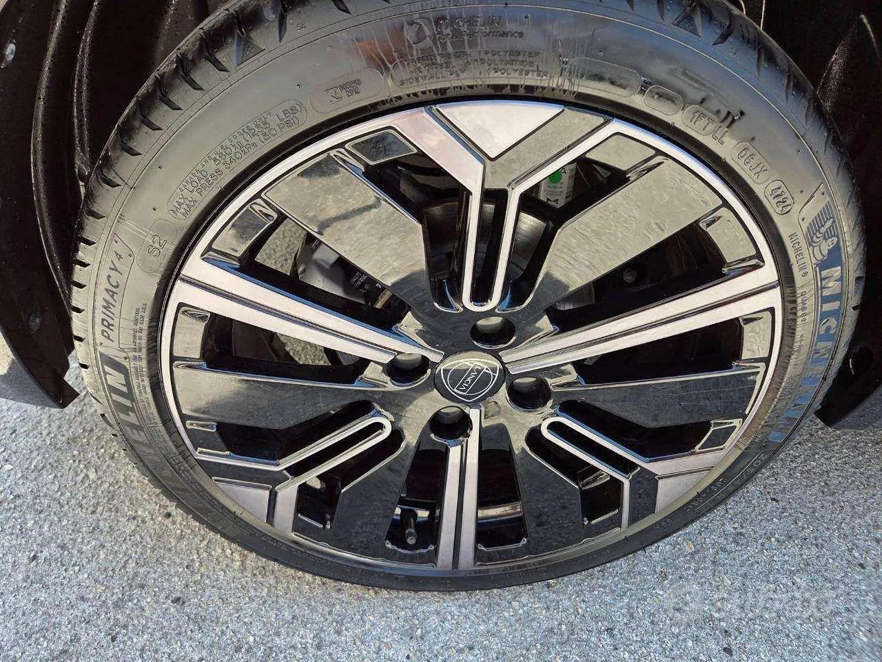 Lancia Ypsilon 2025 photo 2