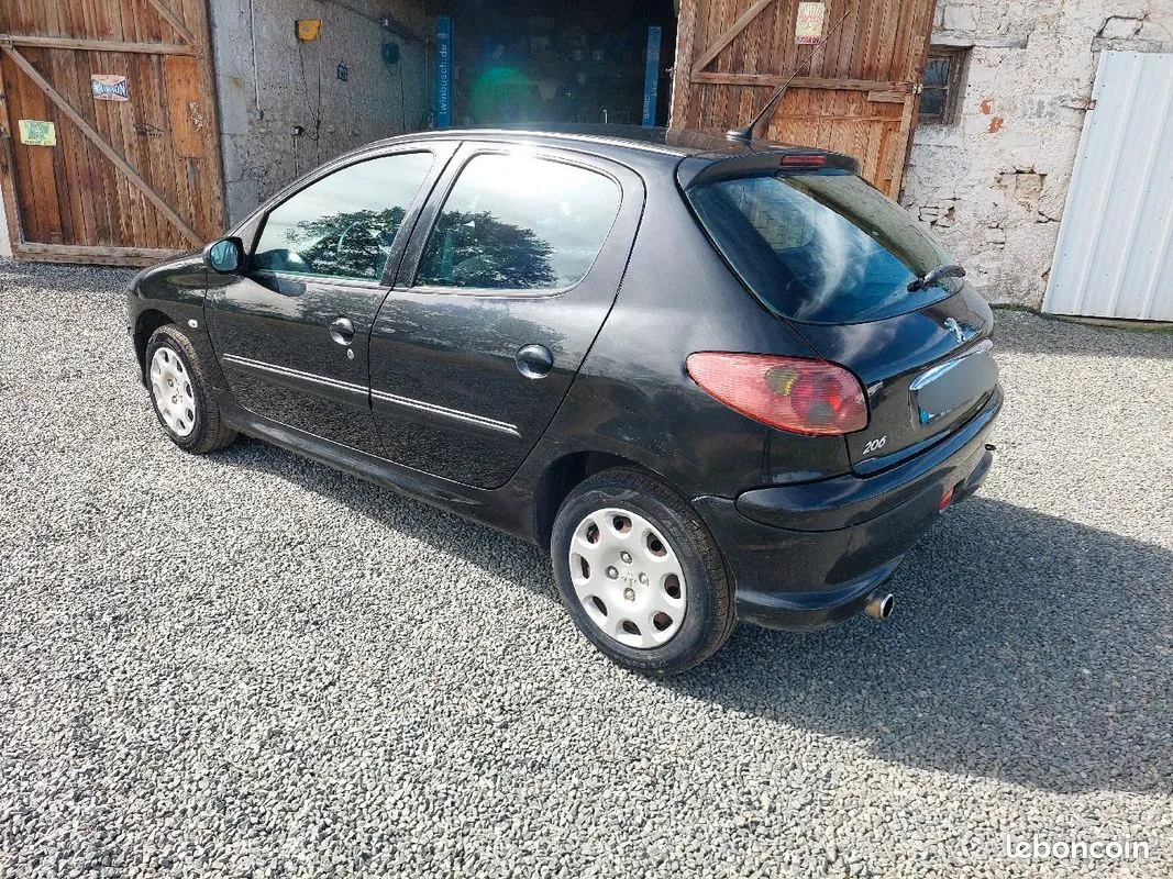 Peugeot 206 2007 photo 2