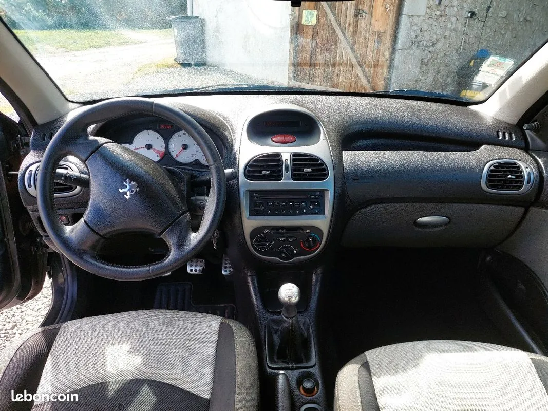 Peugeot 206 2007 photo 3