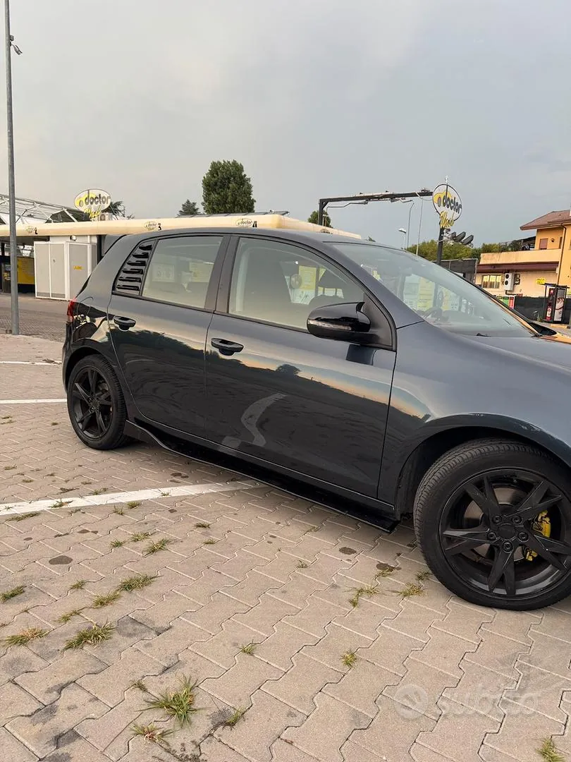 Volkswagen Golf 2009 photo 2