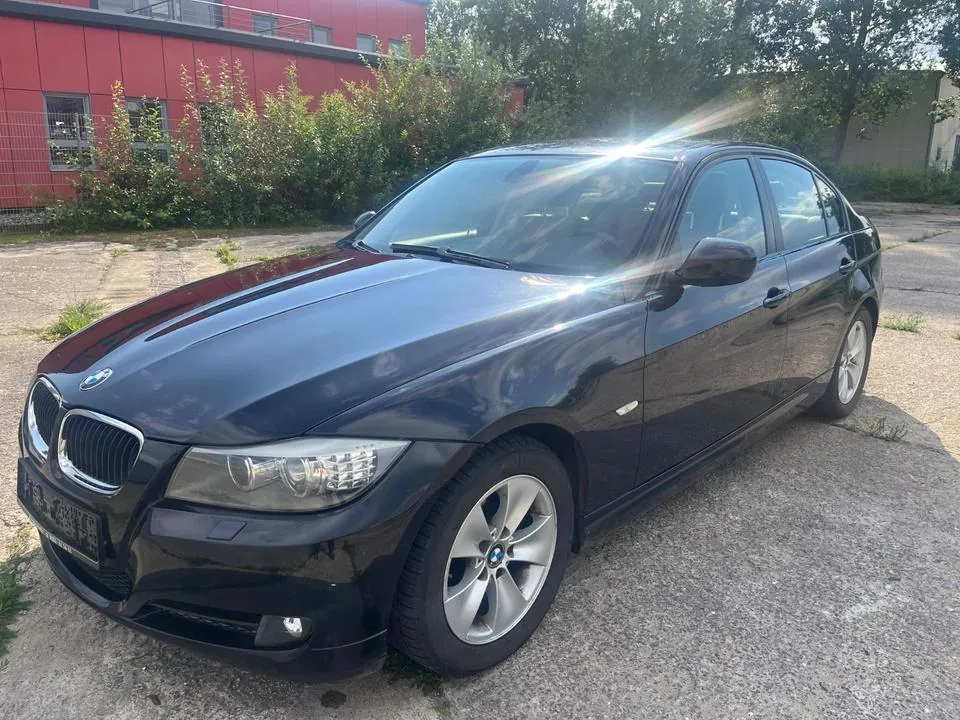BMW 318I