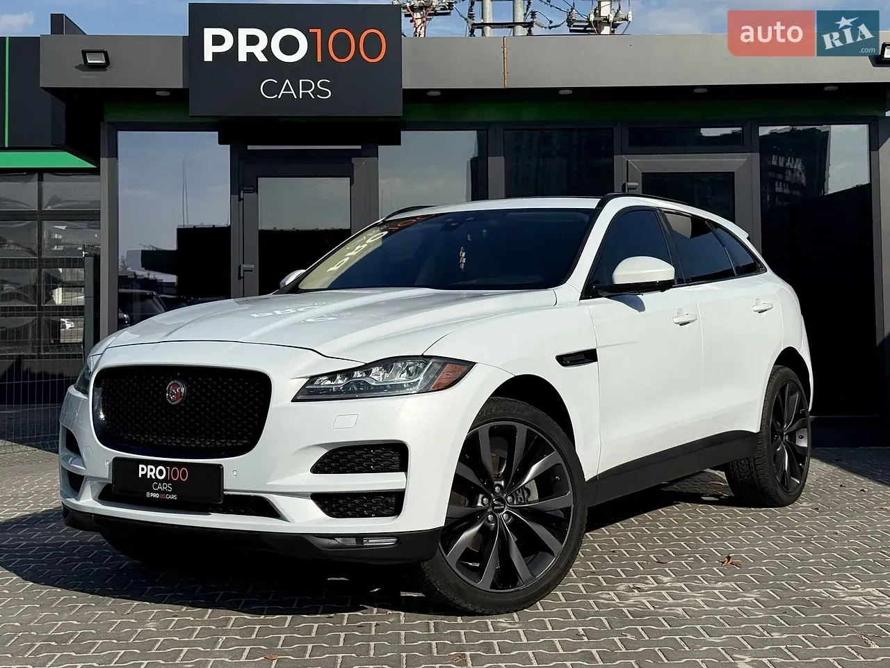Jaguar F-Pace