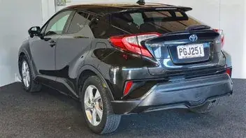 Toyota C-Hr 2017 photo 5