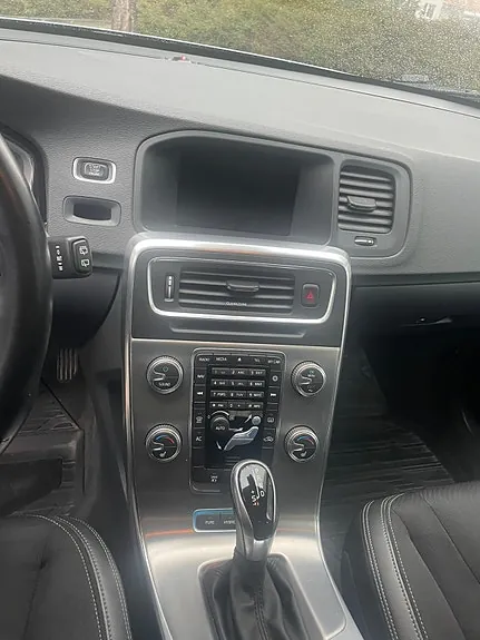 Volvo V60 2018 photo 4