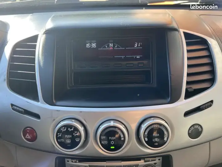 Mitsubishi L200 2013 photo 4