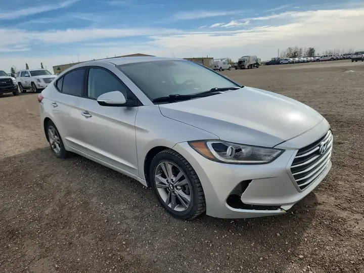 Hyundai Elantra 2018 photo 2