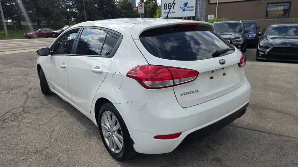 Kia Forte 2016 photo 3