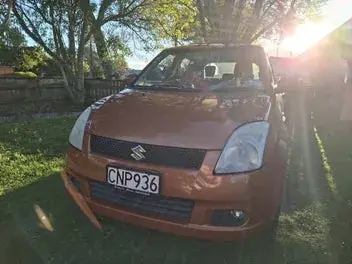 Suzuki Swift 2005 photo 2