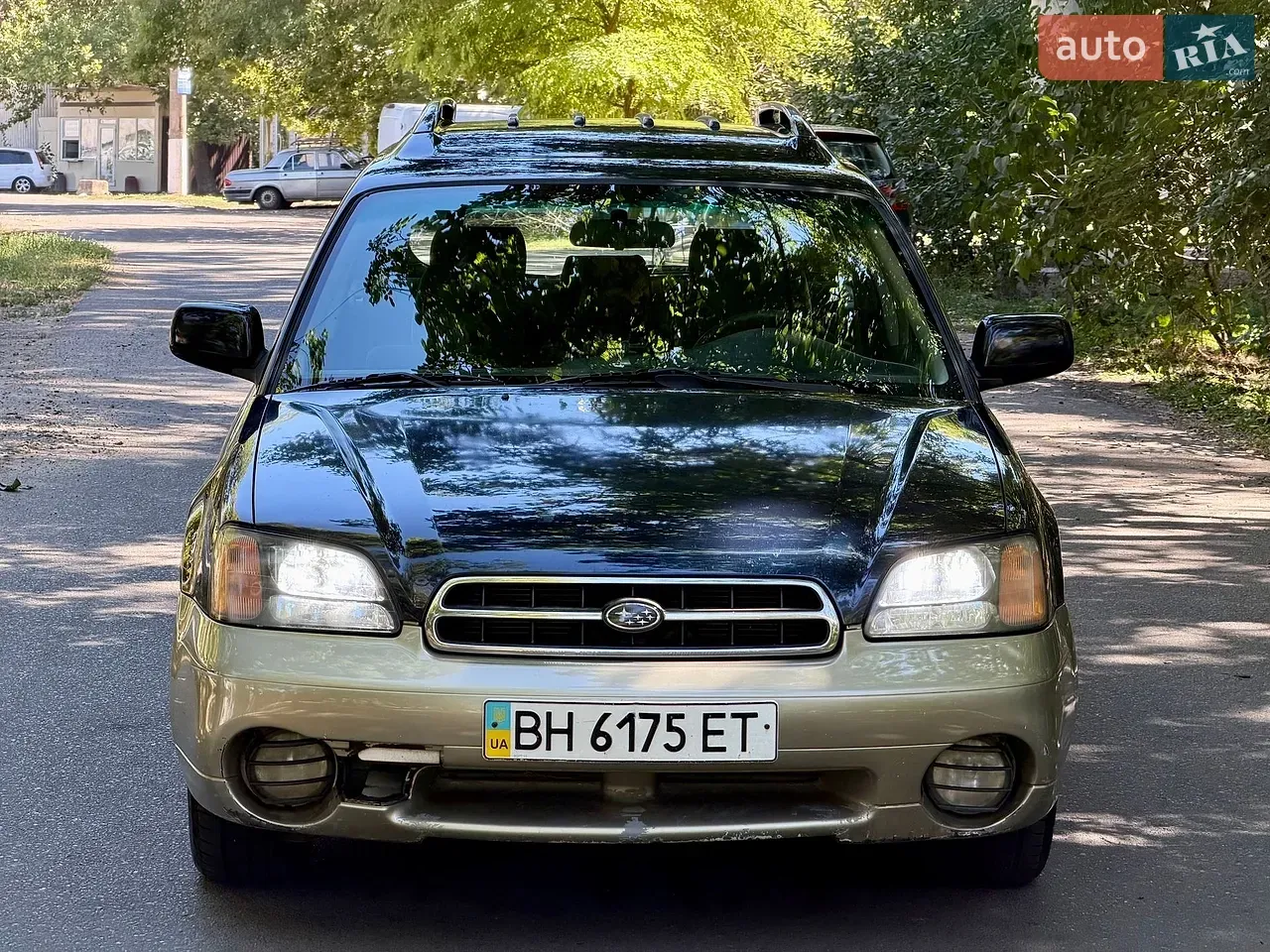 Subaru Outback 2002 photo 2