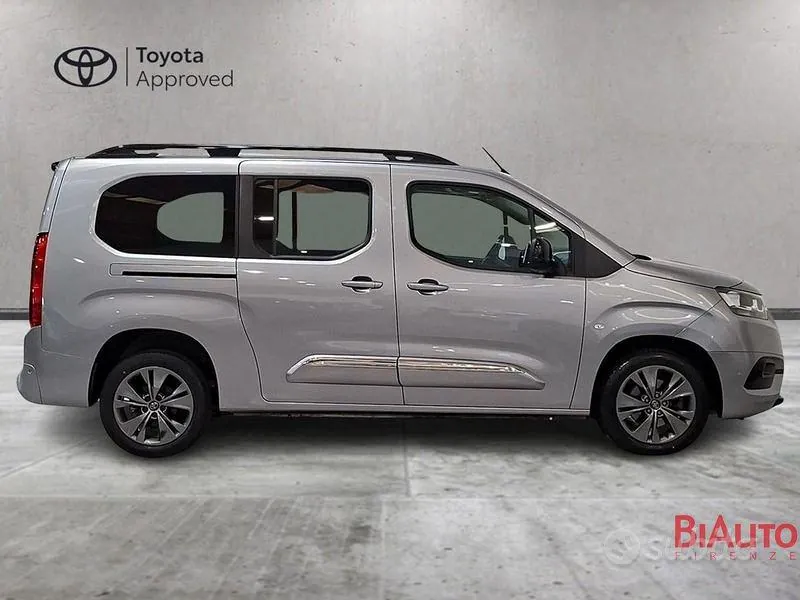 Toyota Proace City 2023 photo 3