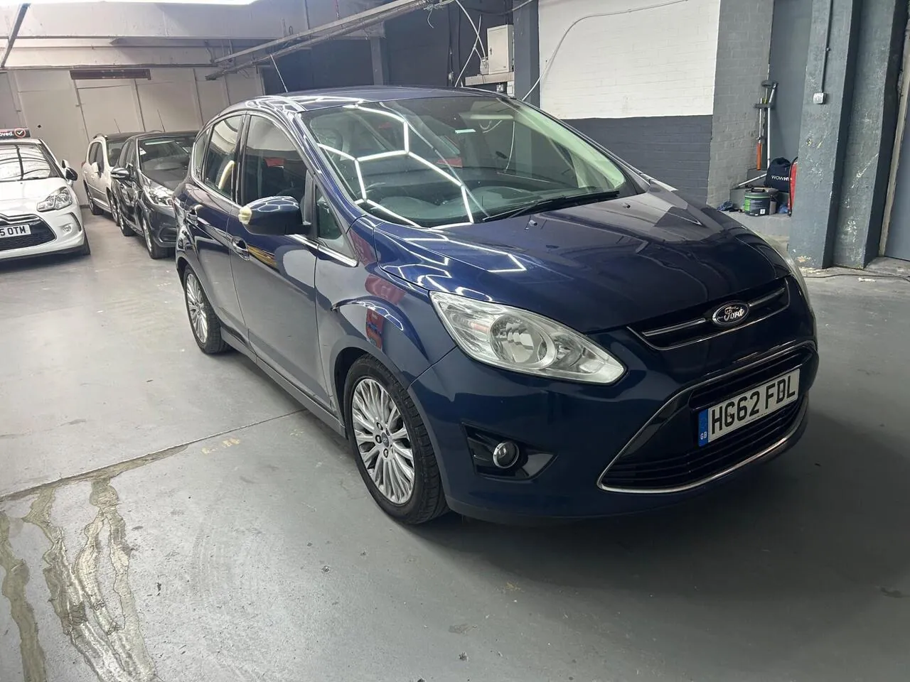 Ford C-Max 2012 photo 2