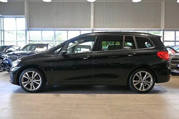 BMW 220D 2016 photo 2