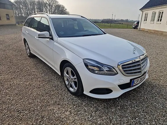 Mercedes-Benz E200 2015 photo 2
