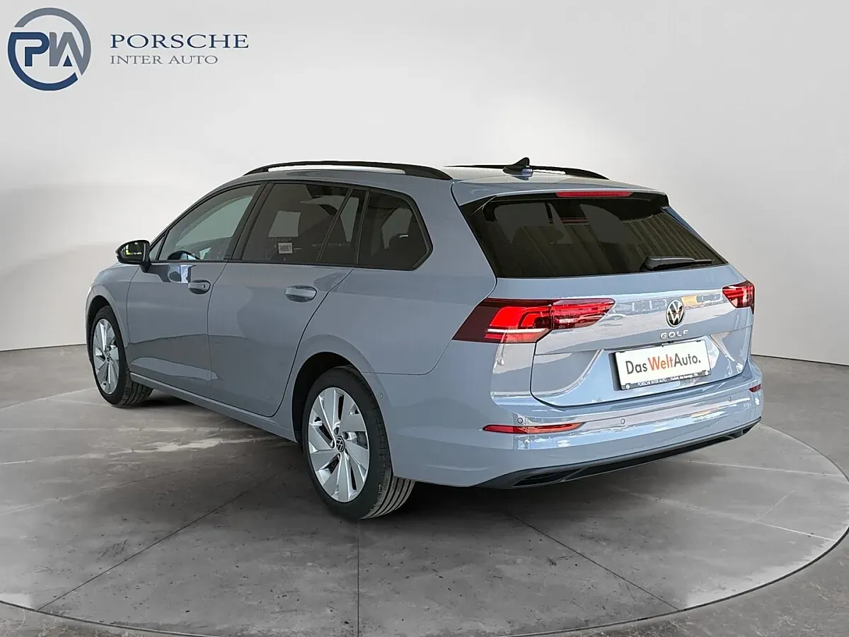 Volkswagen Golf 2026 photo 3