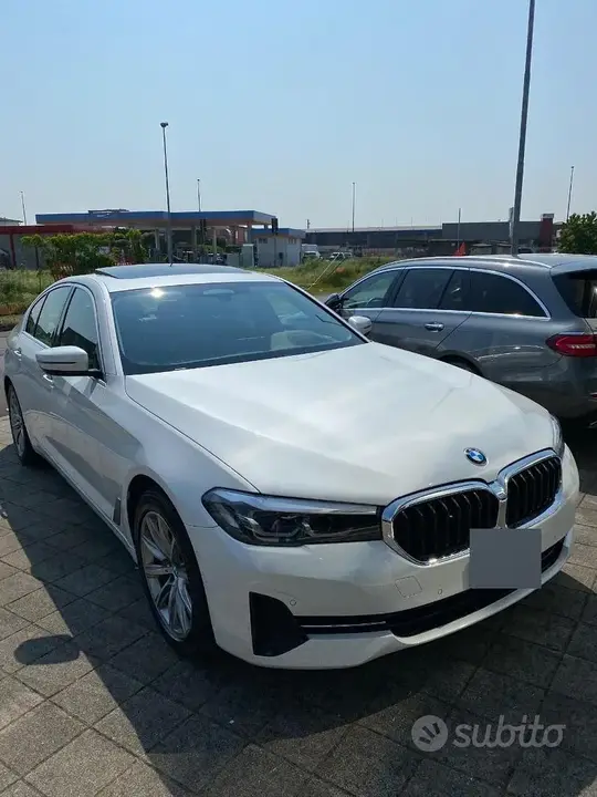 BMW 5 Series 2020 photo 2