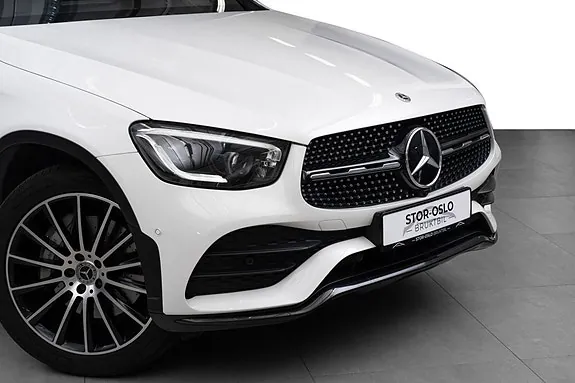 Mercedes-Benz Glc300 E 2020 photo 2