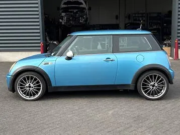 Mini One 2005 photo 2