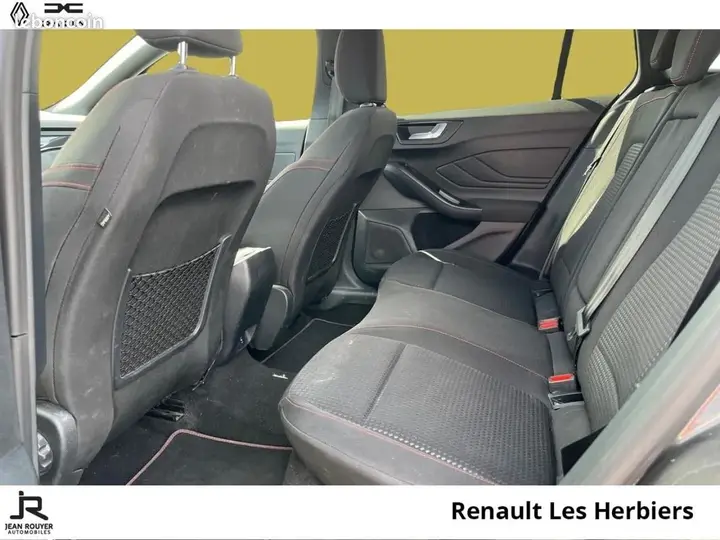 Ford Focus 2025 photo 4