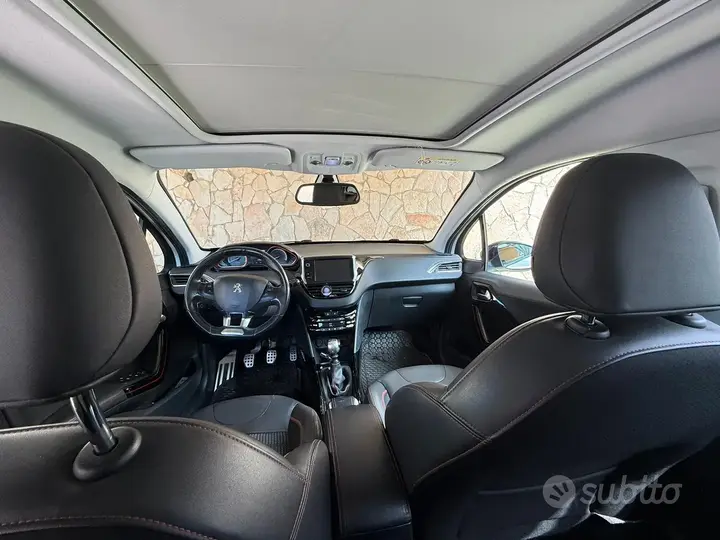 Peugeot 2008 2016 photo 5