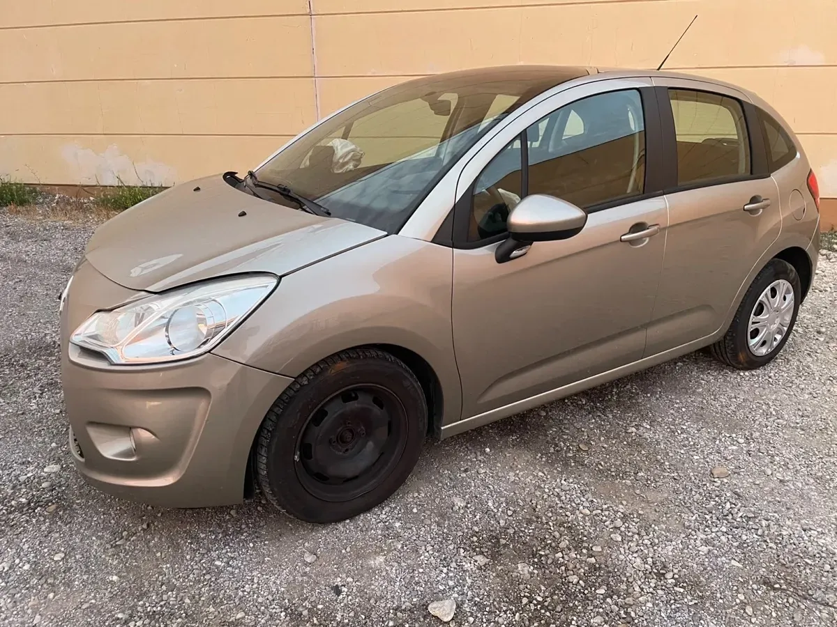 Citroen C3 2010 photo 2