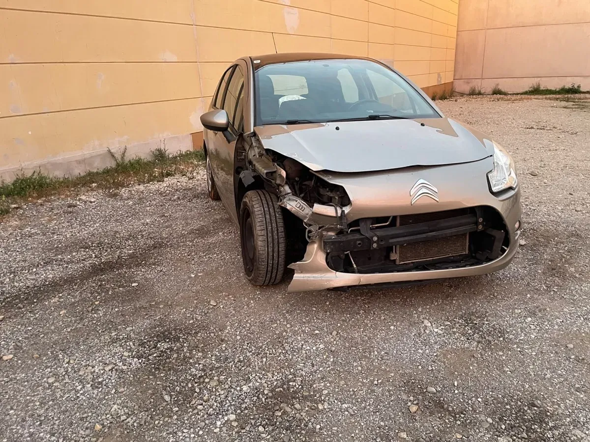 Citroen C3 2010 photo 3
