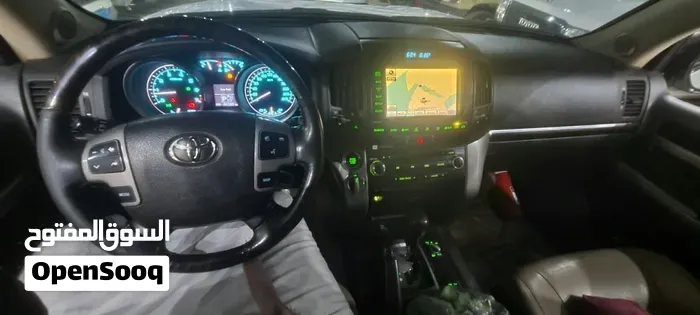 Toyota Land Cruiser 2010 photo 3