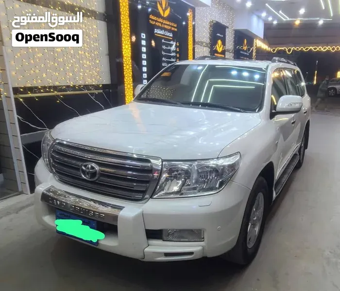 Toyota Land Cruiser 2010 photo 2