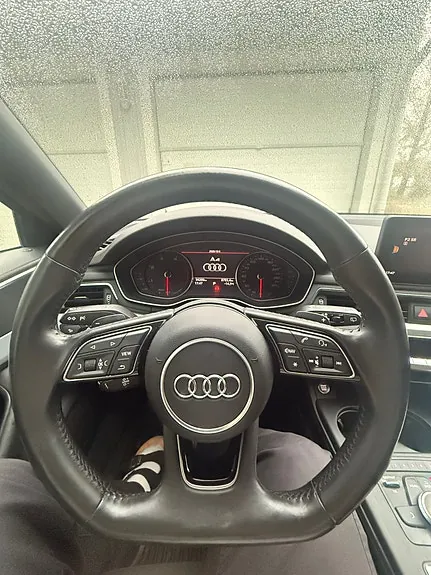 Audi A4 2018 photo 3