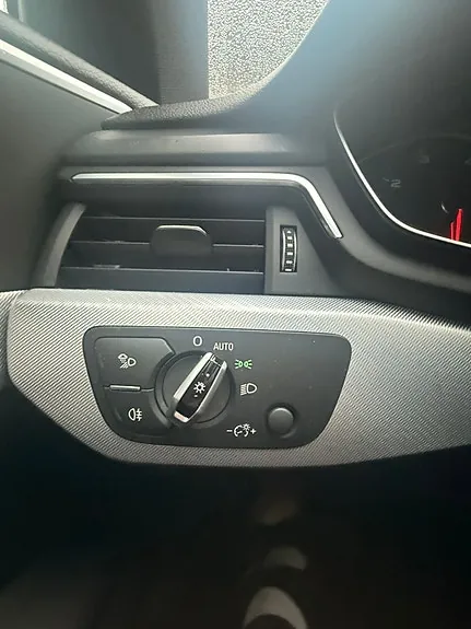 Audi A4 2018 photo 5