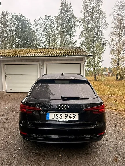 Audi A4 2018 photo 2