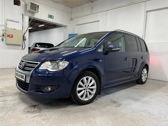 Volkswagen Touran 2010 photo 3