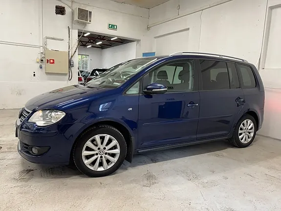 Volkswagen Touran 2010 photo 4