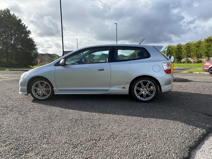 Honda Civic 2004 photo 4