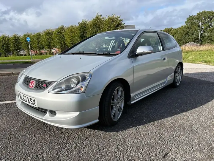 Honda Civic 2004 photo 3