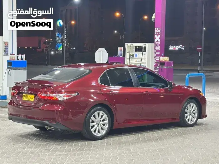 Toyota Camry 2018 photo 2