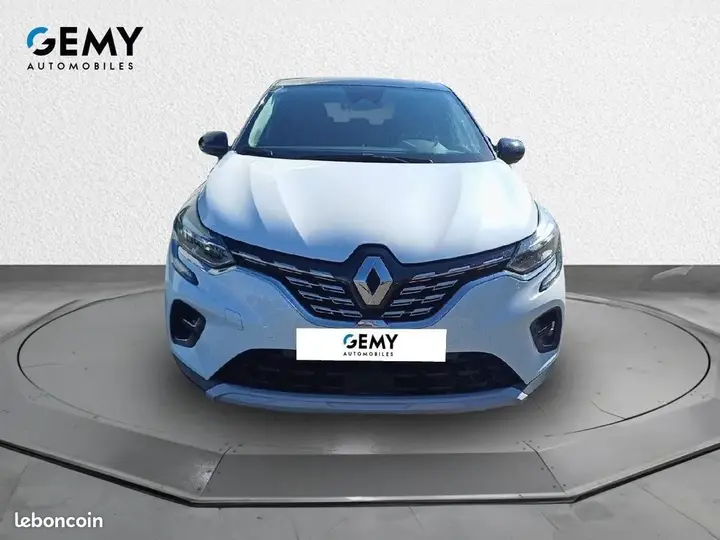 Renault Captur 2022 photo 2