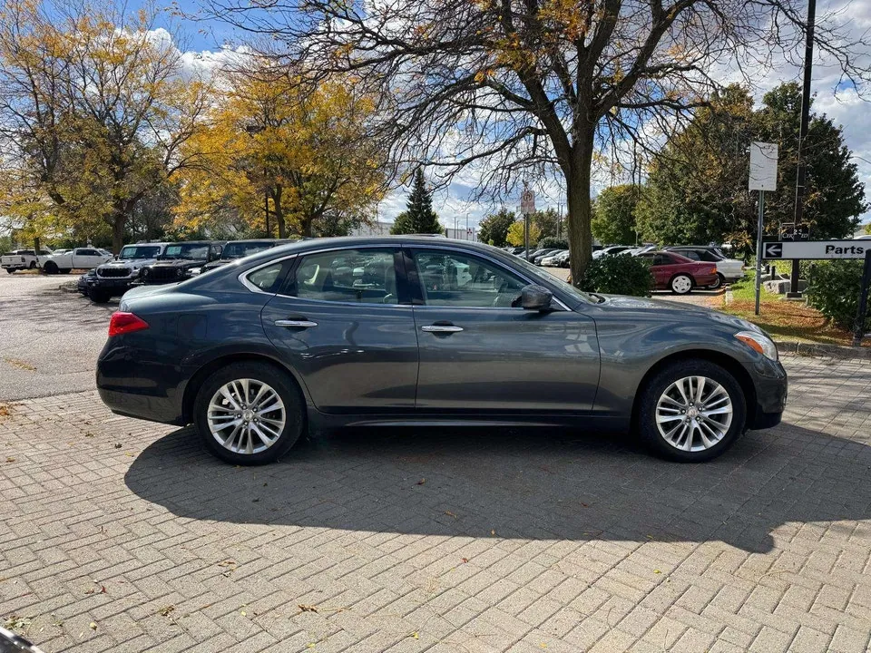Infiniti M37X 2012 photo 4