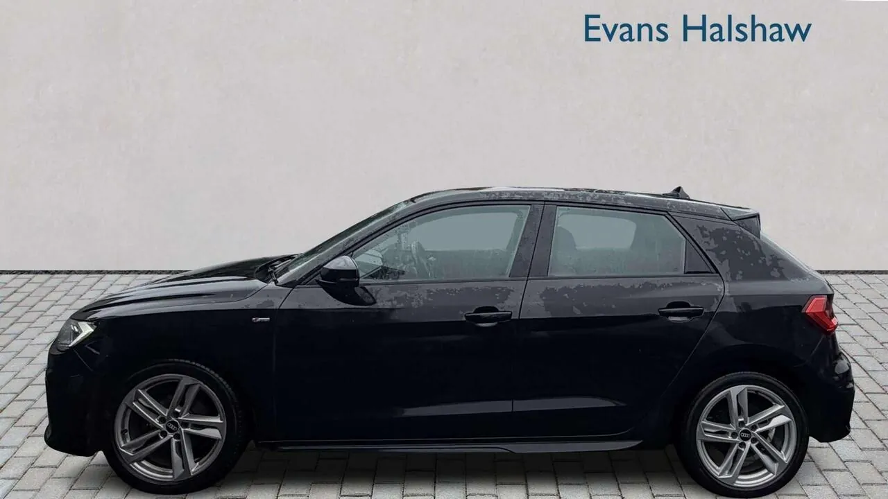 Audi A1 2021 photo 4