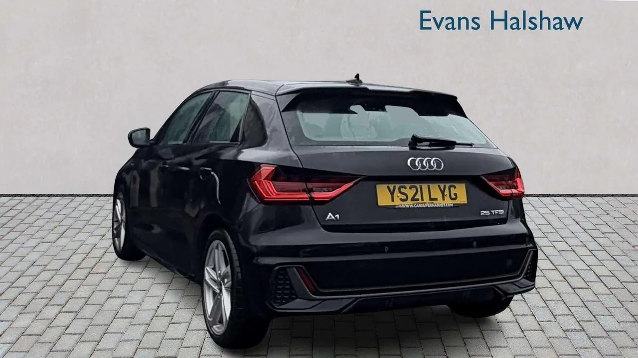 Audi A1 2021 photo 5