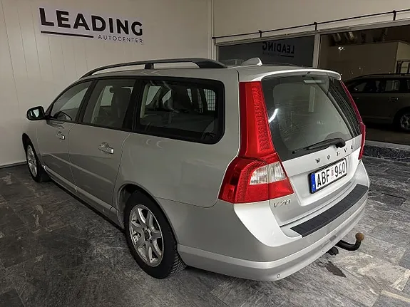 Volvo V70 2009 photo 2