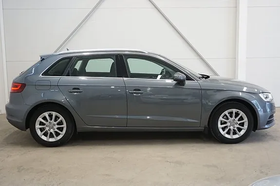 Audi A3 2016 photo 5