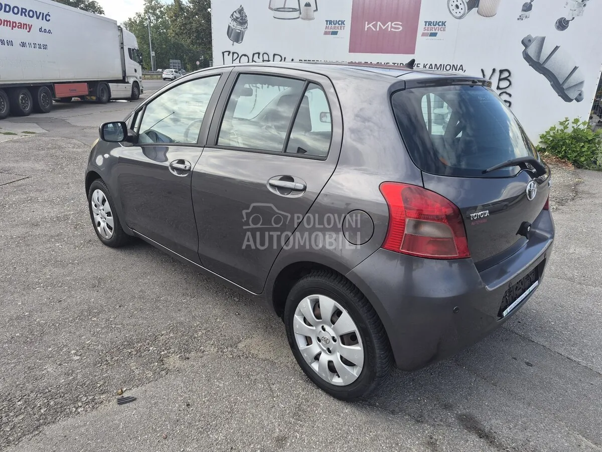 Toyota Yaris 2008 photo 3