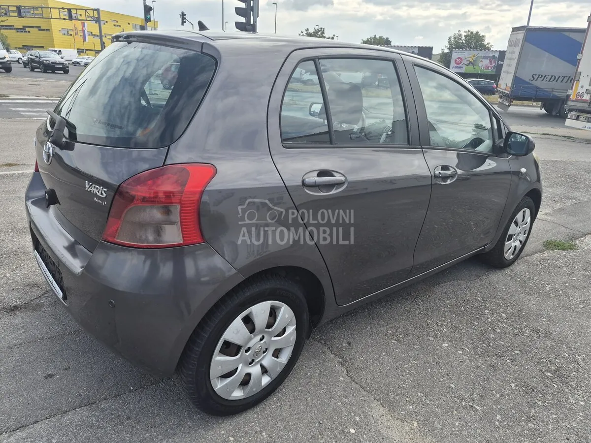 Toyota Yaris 2008 photo 4