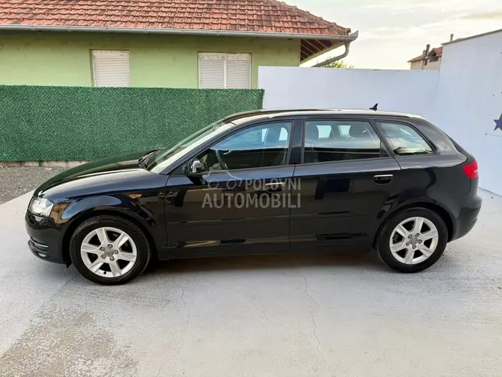 Audi A3 2012 photo 3