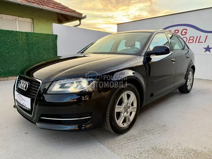Audi A3 2012 photo 2