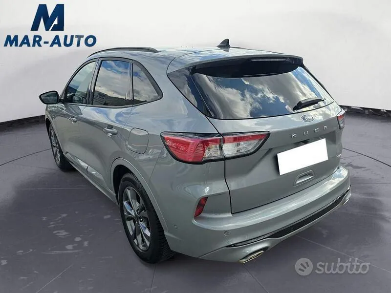 Ford Kuga 2023 photo 2