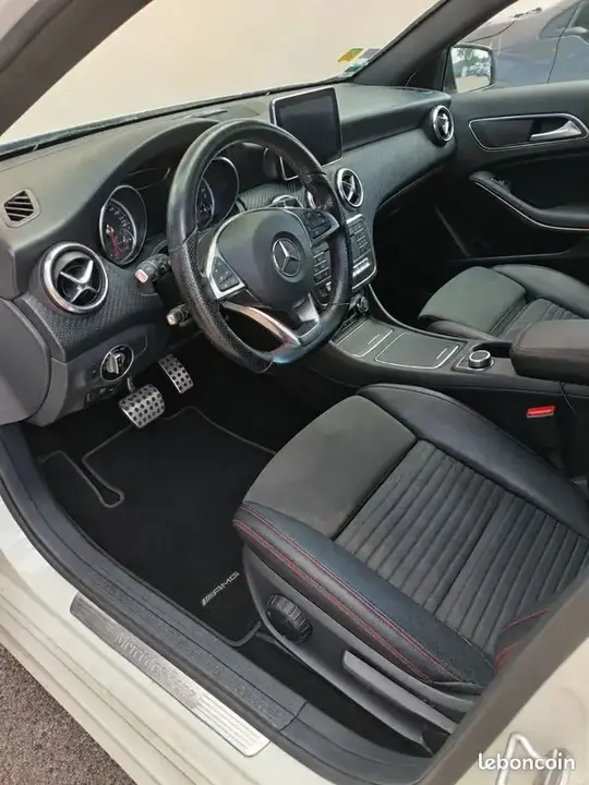 Mercedes-Benz A-Class 2015 photo 3