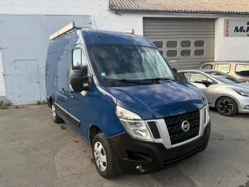 Nissan Nv400